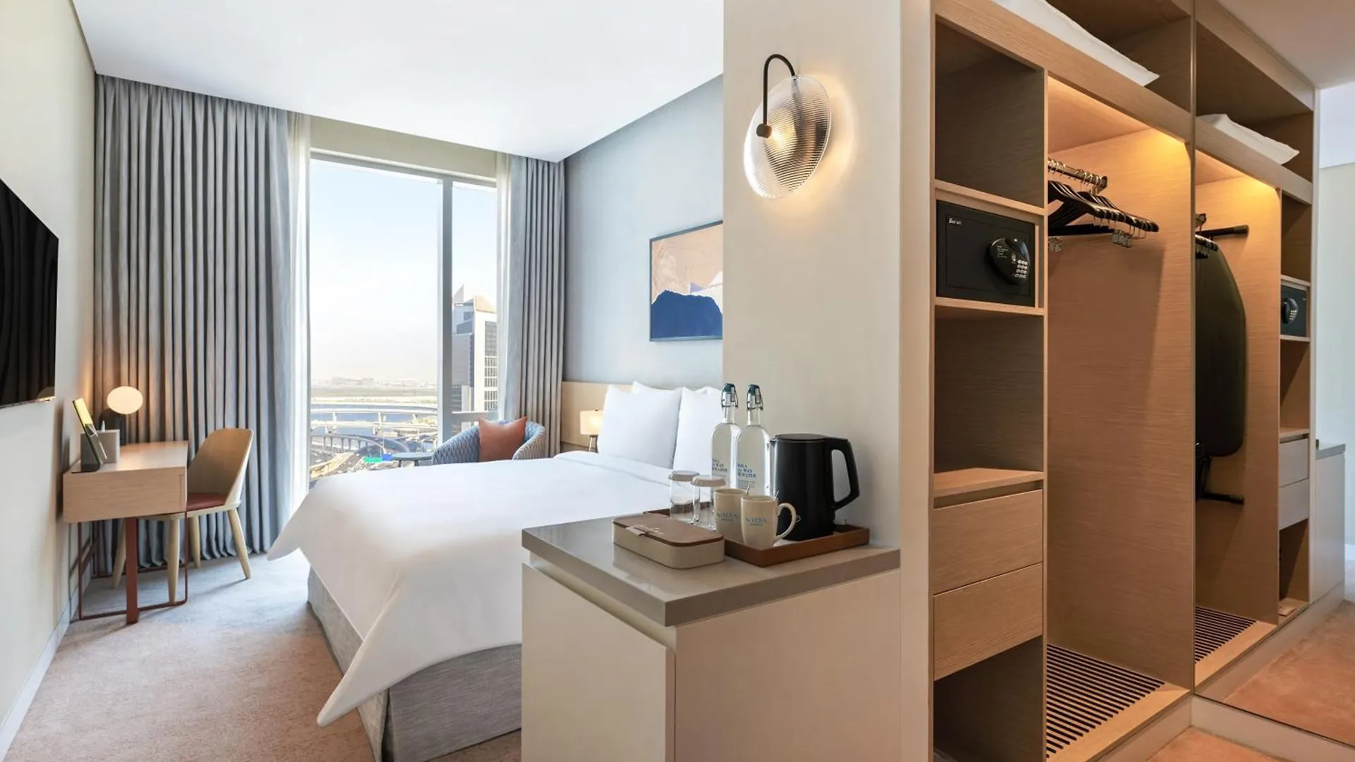 Vida Dubai Mall 4*,  United Arab Emirates